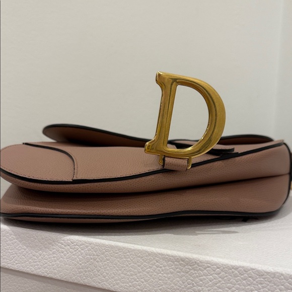 Christian Dior Saddle Bag Medium Nude Grained Leather – NEW Never Used Authentic - Picture 5 of 11